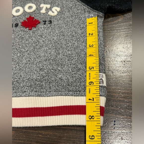 Roots Comfy Sweater - Picture 10 of 10